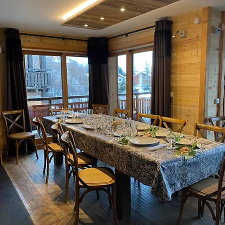 Chalet Husky