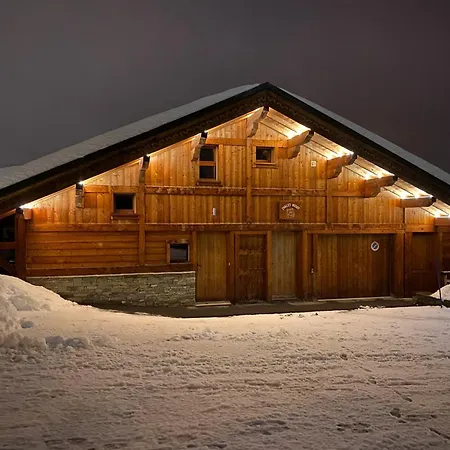 Husky Chalet *